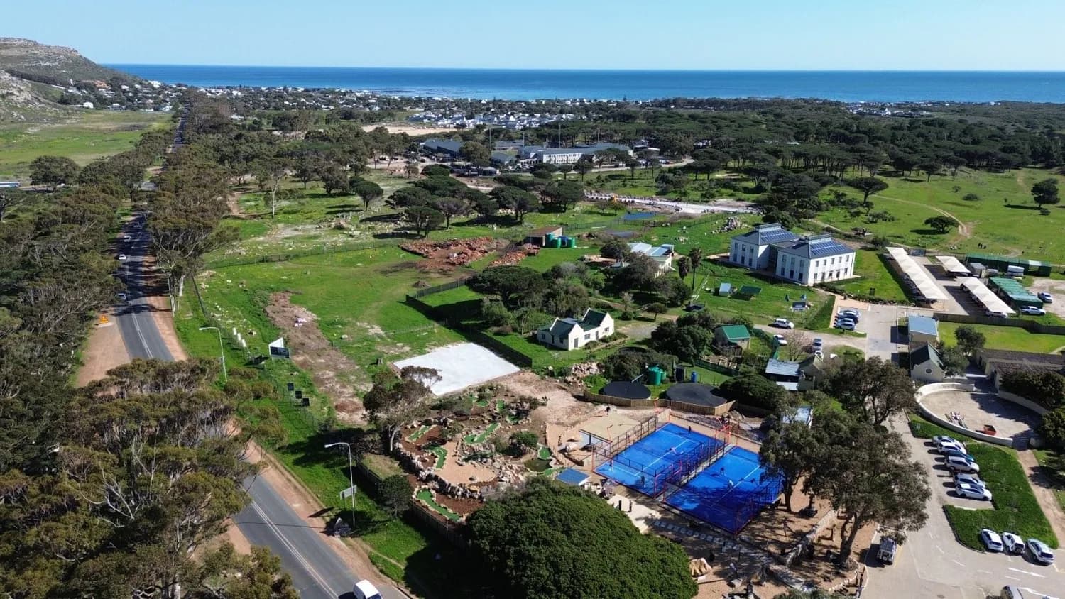 The Top 10 Padel Clubs in Cape Town: Where the Mountain Meets the Court!